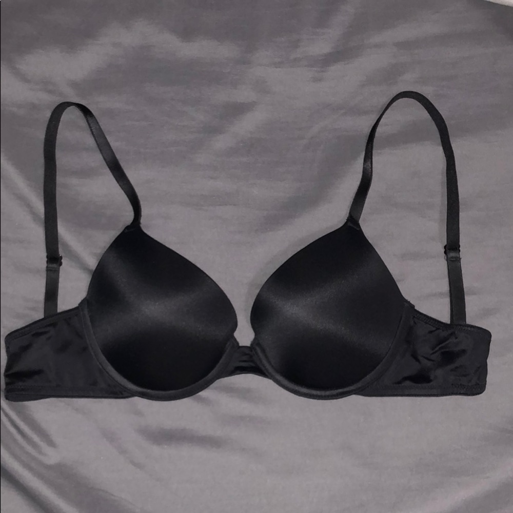 Victoria’s Secret Pink Push Up Bra NWOT